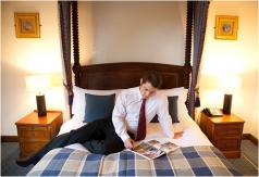 Relaxed groom at Stonehouse Court